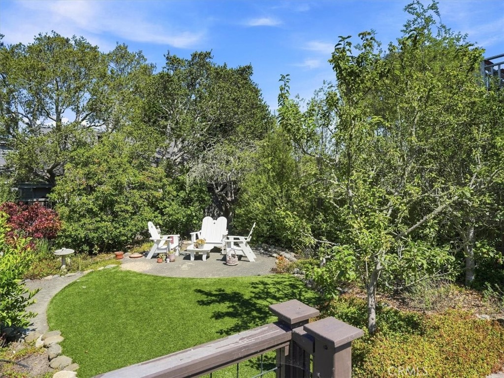 2512 Pineridge, Cambria, CA 93428