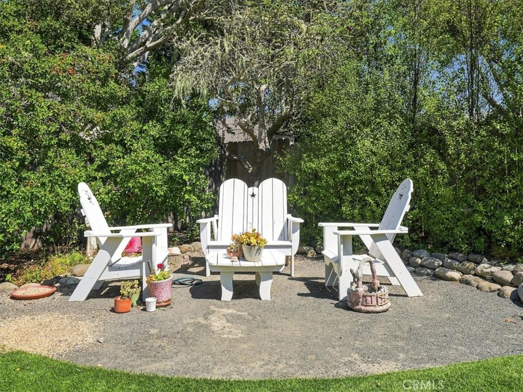 2512 Pineridge, Cambria, CA 93428