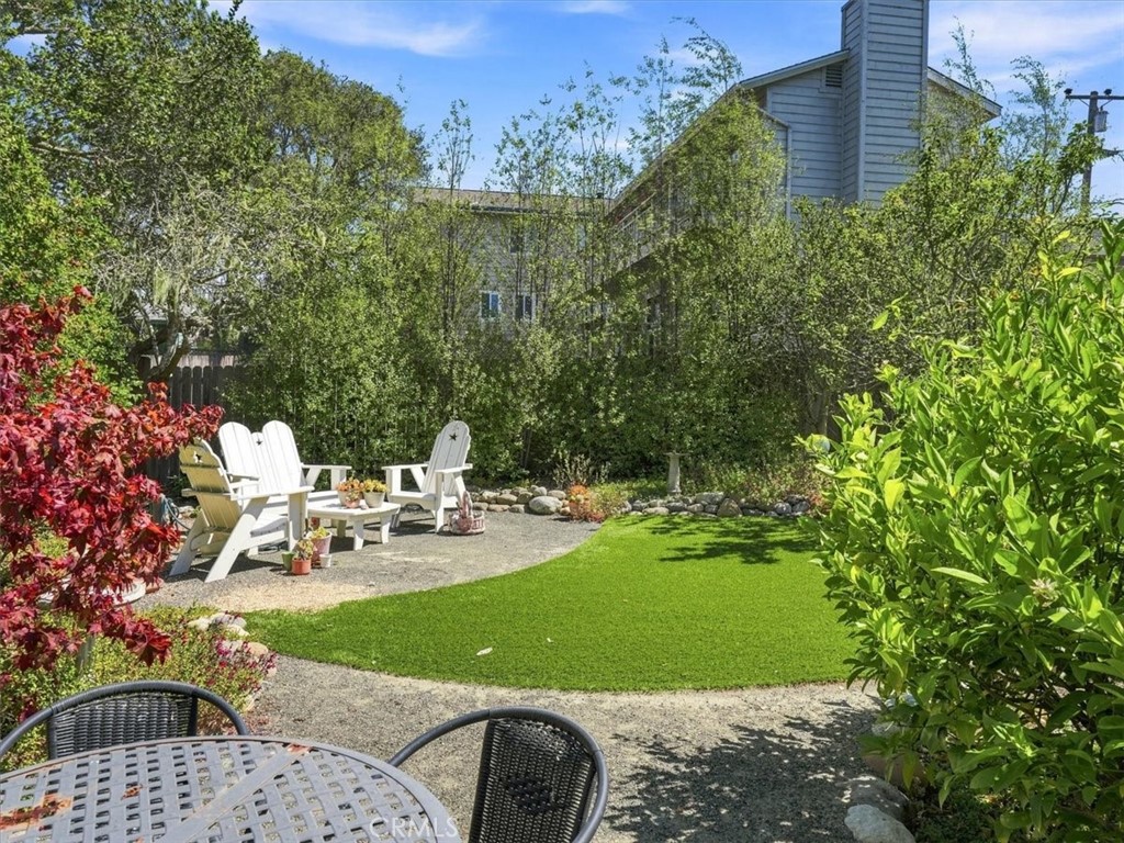 2512 Pineridge, Cambria, CA 93428