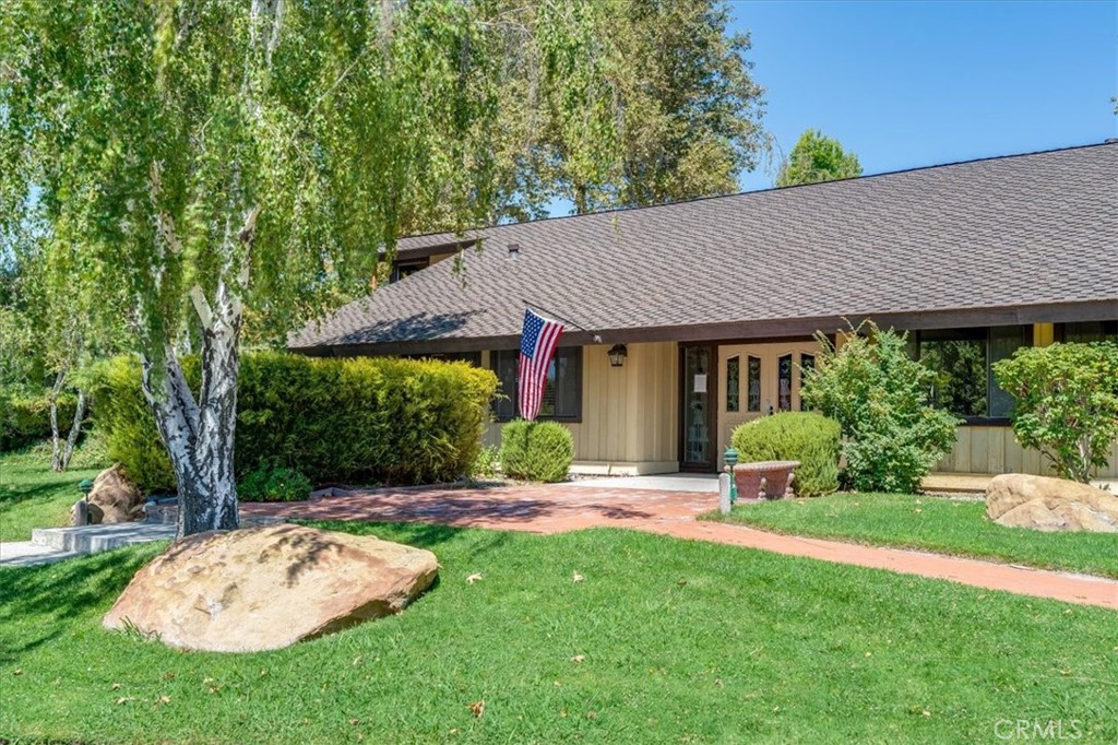 10025 #60 El Camino Real, Atascadero, CA 93422