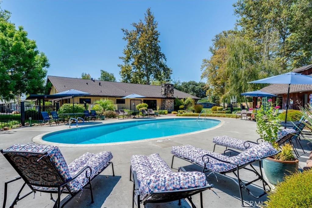 10025 #60 El Camino Real, Atascadero, CA 93422