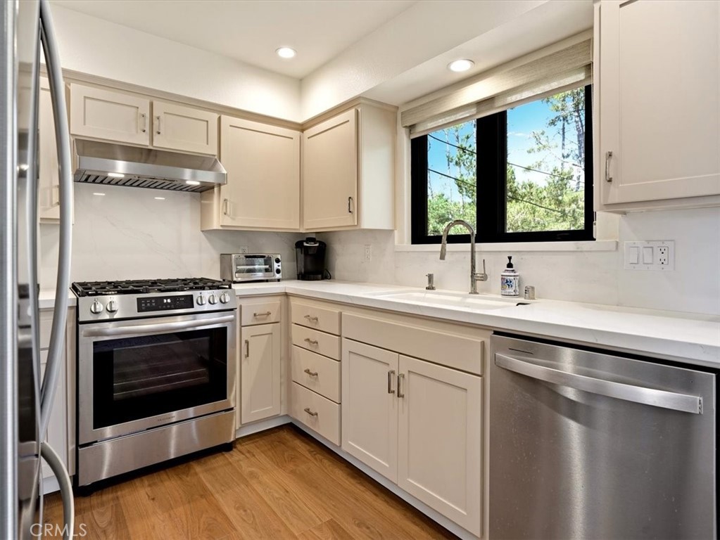 1927 Norwich, Cambria, CA 93428