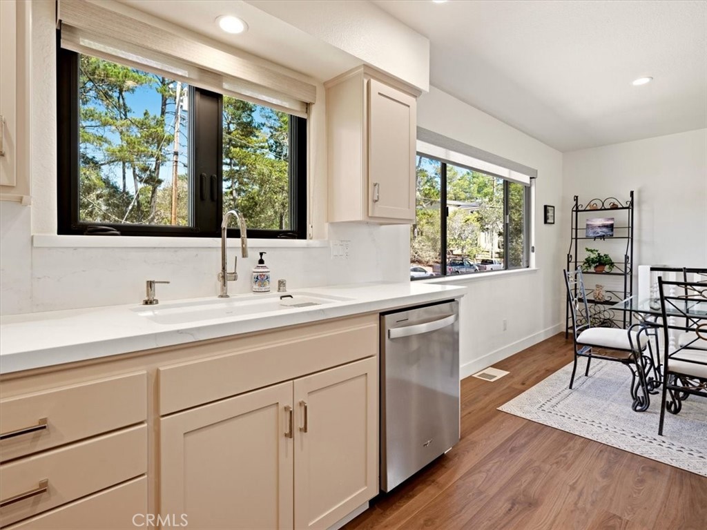 1927 Norwich, Cambria, CA 93428