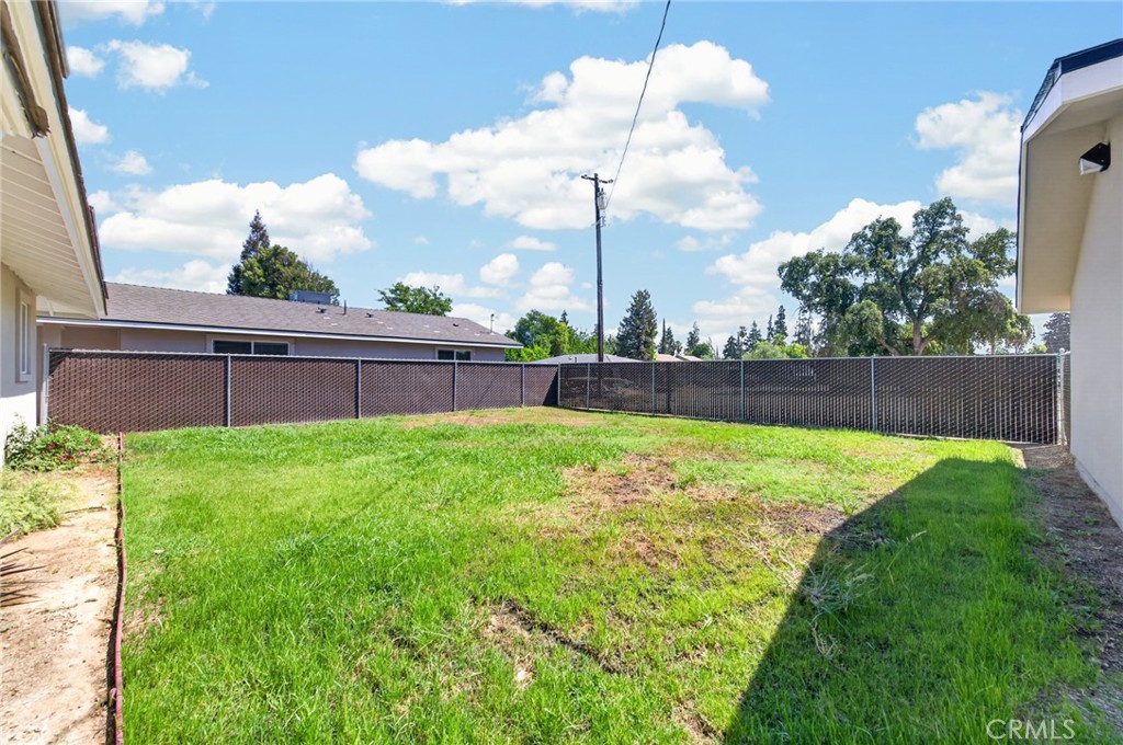 4832 N Fruit, Fresno, CA 93705
