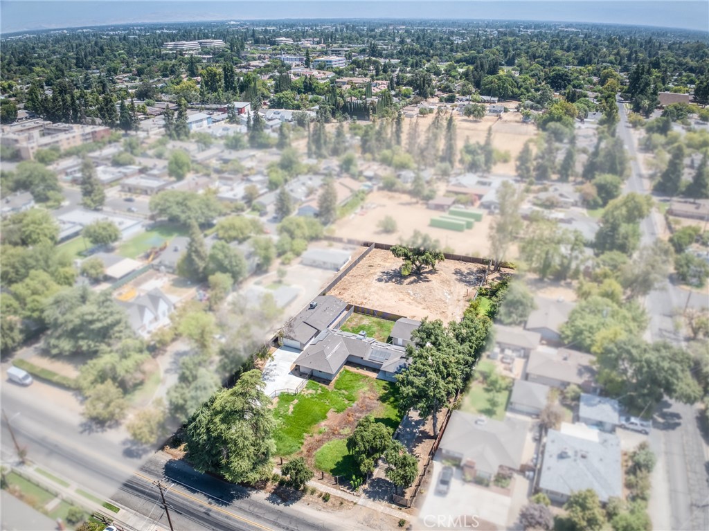 4832 N Fruit, Fresno, CA 93705