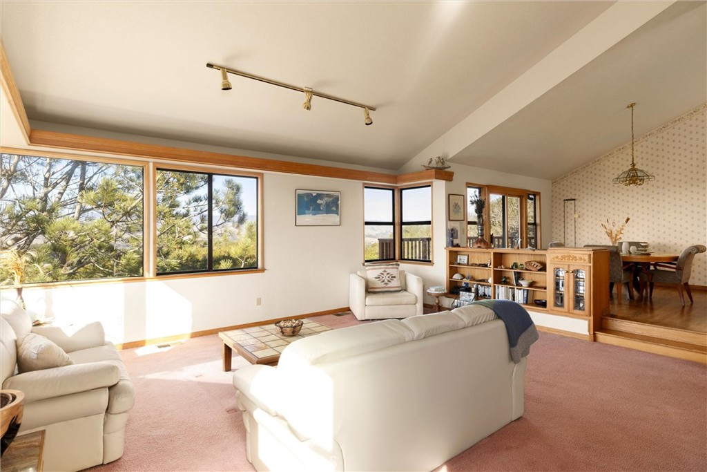 1145 Calle Cordoniz, Los Osos, CA 93402