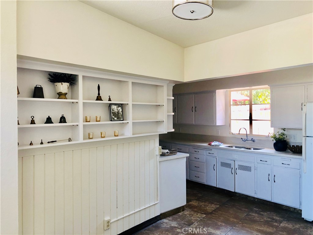 1143 E Simpson, Fresno, CA 93704