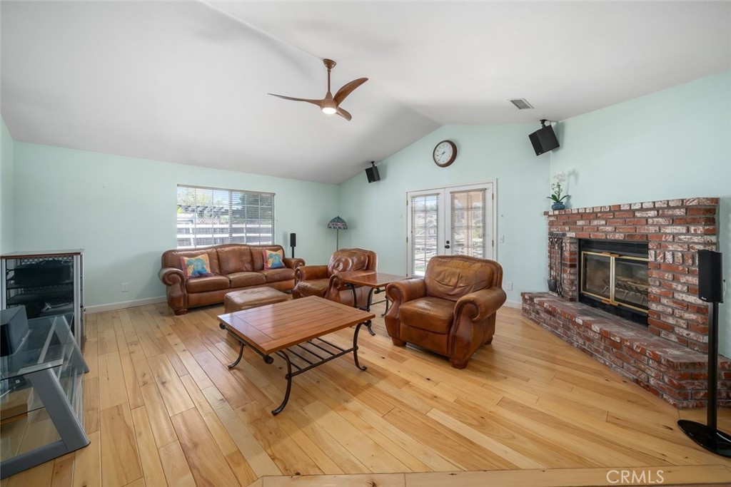 155 Eagle Creek Court, Atascadero, CA 93422