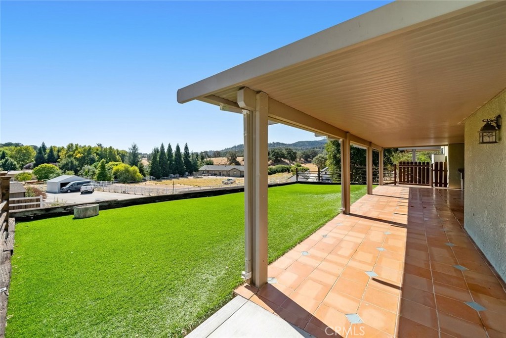 155 Eagle Creek Court, Atascadero, CA 93422