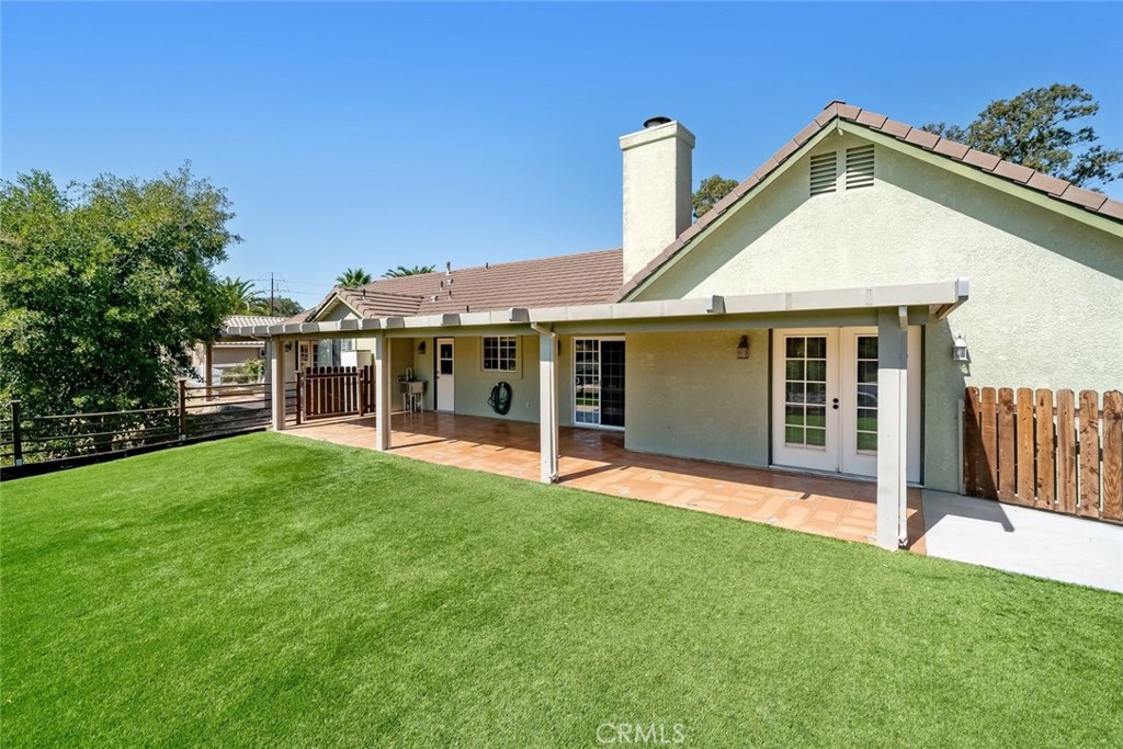 155 Eagle Creek Court, Atascadero, CA 93422