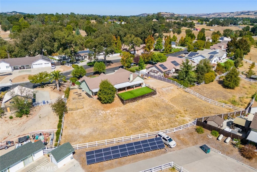 155 Eagle Creek Court, Atascadero, CA 93422