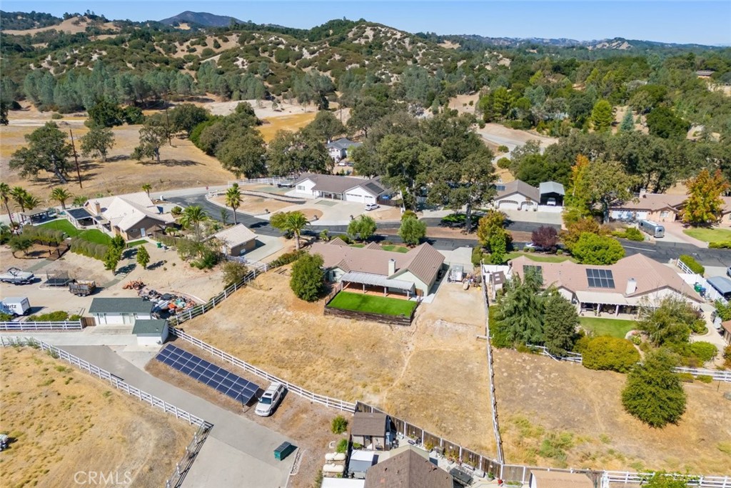 155 Eagle Creek Court, Atascadero, CA 93422