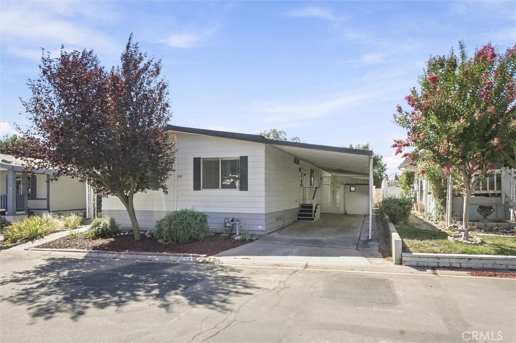 114 Via San Miguel, Paso Robles, CA 93446