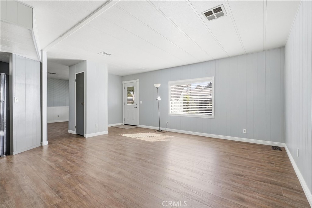 114 Via San Miguel, Paso Robles, CA 93446