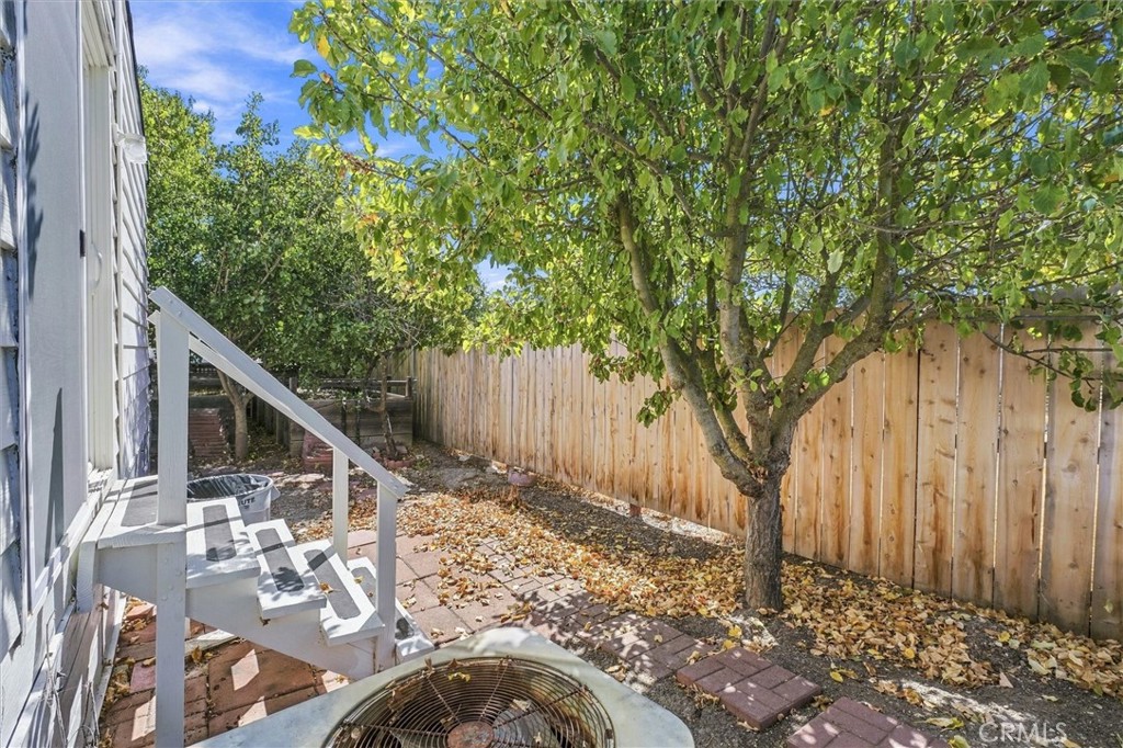 114 Via San Miguel, Paso Robles, CA 93446