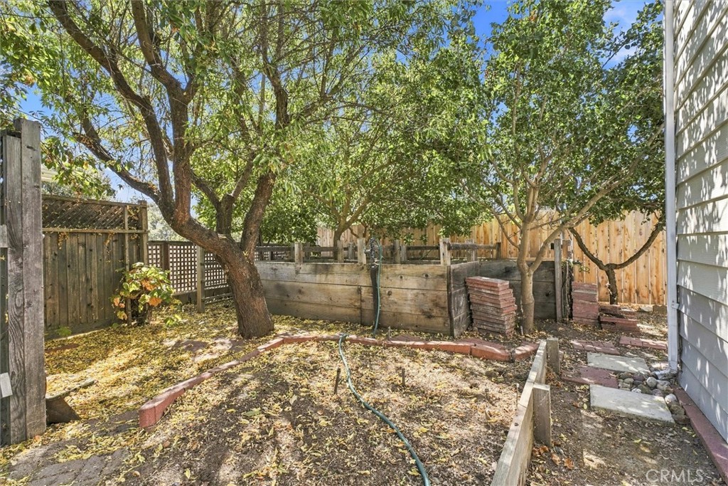114 Via San Miguel, Paso Robles, CA 93446