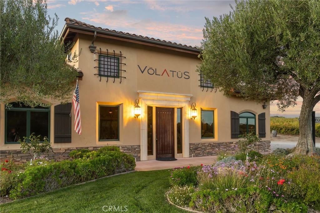 3130 Oakdale Rd., Paso Robles, CA 93446