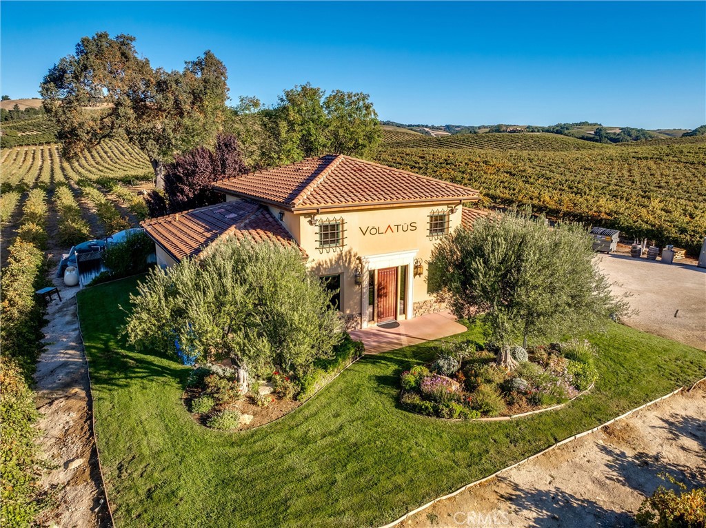 3130 Oakdale Rd., Paso Robles, CA 93446