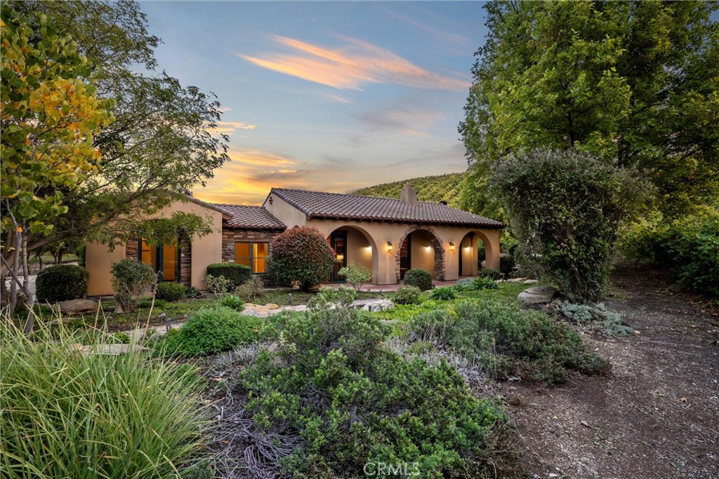 3130 Oakdale Rd., Paso Robles, CA 93446