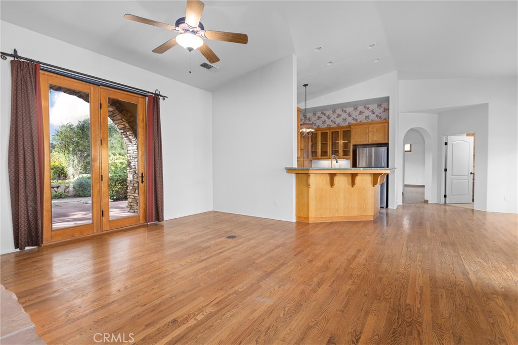 3130 Oakdale Rd., Paso Robles, CA 93446