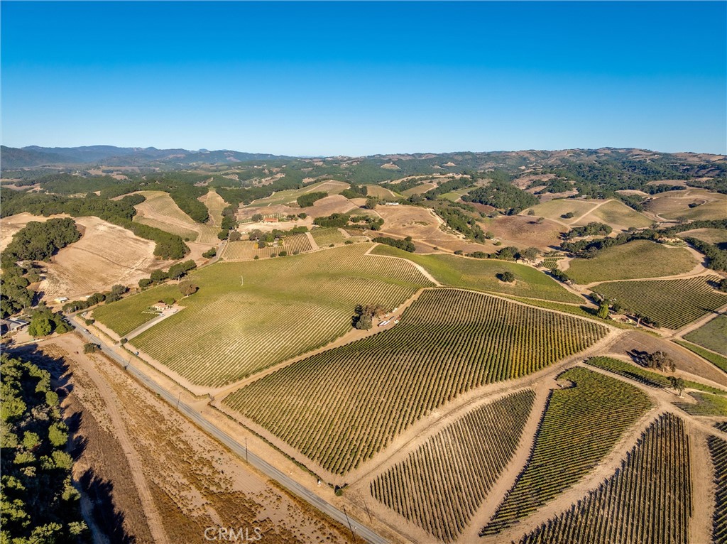 3130 Oakdale Rd., Paso Robles, CA 93446