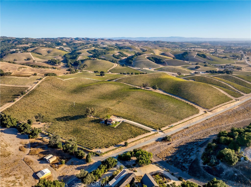 3130 Oakdale Rd., Paso Robles, CA 93446