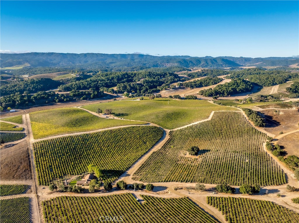 3130 Oakdale Rd., Paso Robles, CA 93446