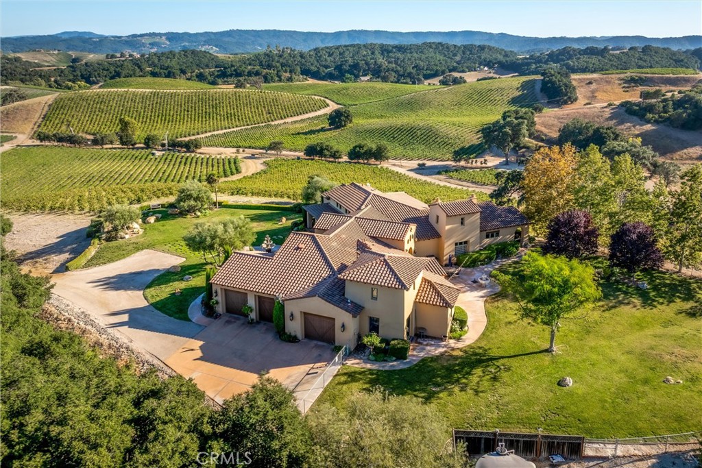 3130 Oakdale Rd., Paso Robles, CA 93446