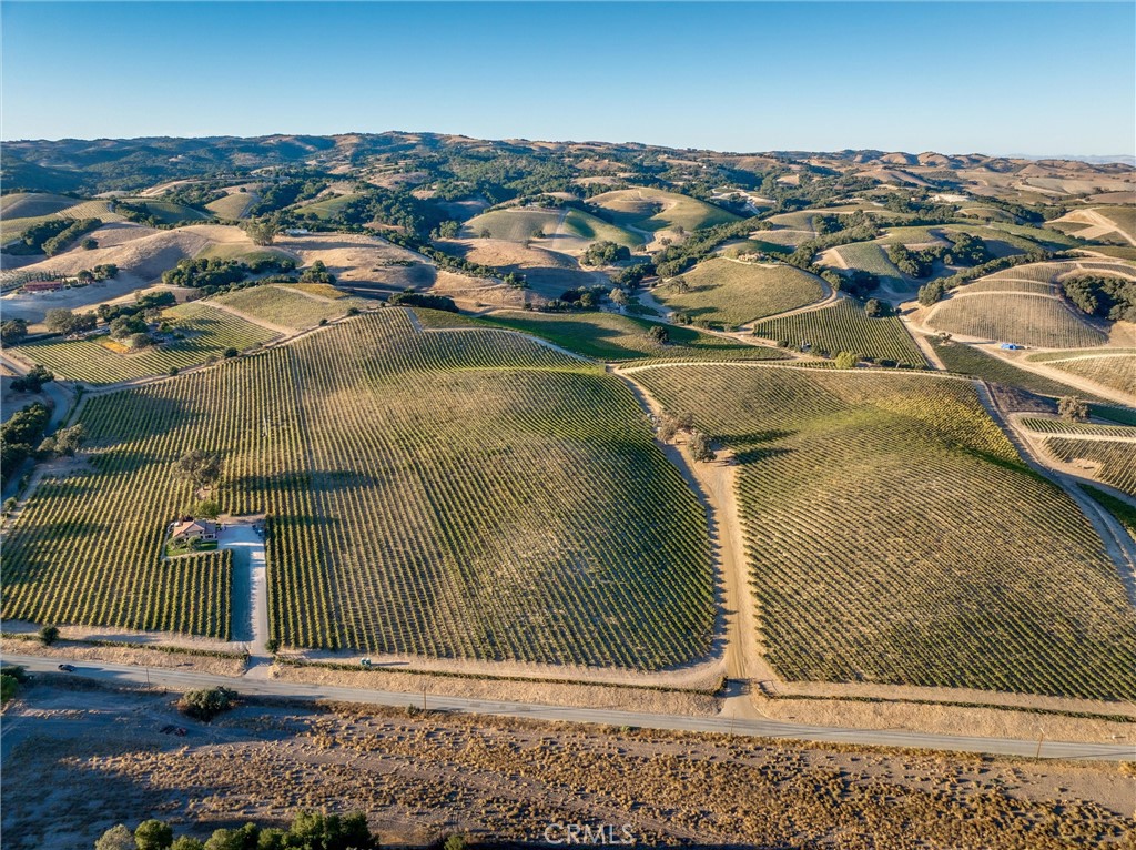 3130 Oakdale Rd., Paso Robles, CA 93446