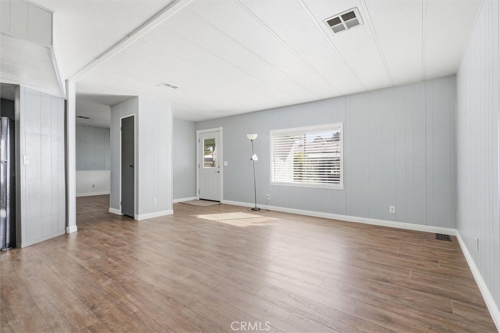 114 Via San Miguel, Paso Robles, CA 93446