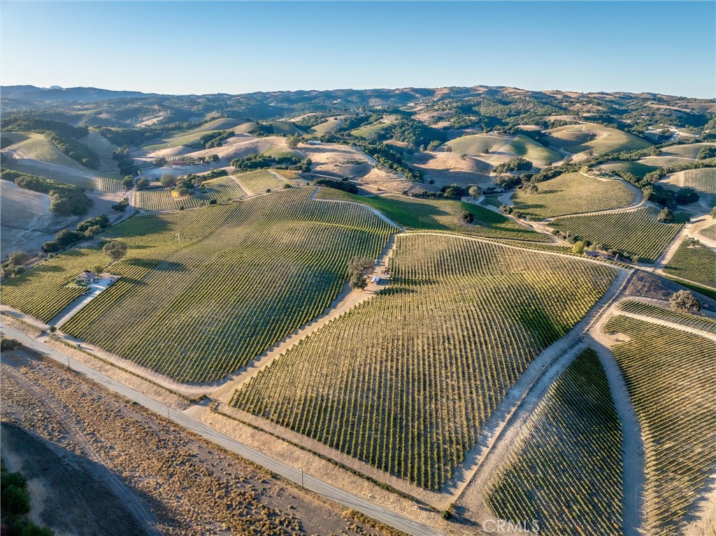 3130 Oakdale Rd., Paso Robles, CA 93446