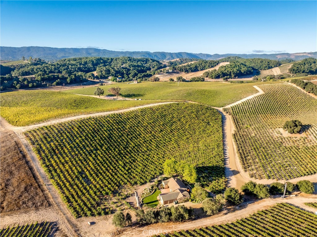 3130 Oakdale Rd., Paso Robles, CA 93446