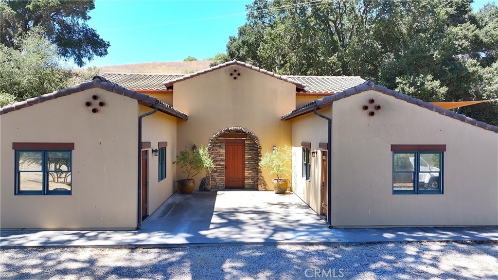 3130 Oakdale Rd., Paso Robles, CA 93446