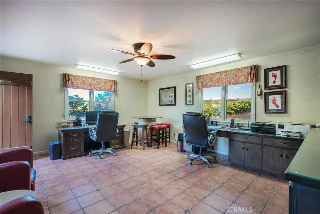3130 Oakdale Rd., Paso Robles, CA 93446