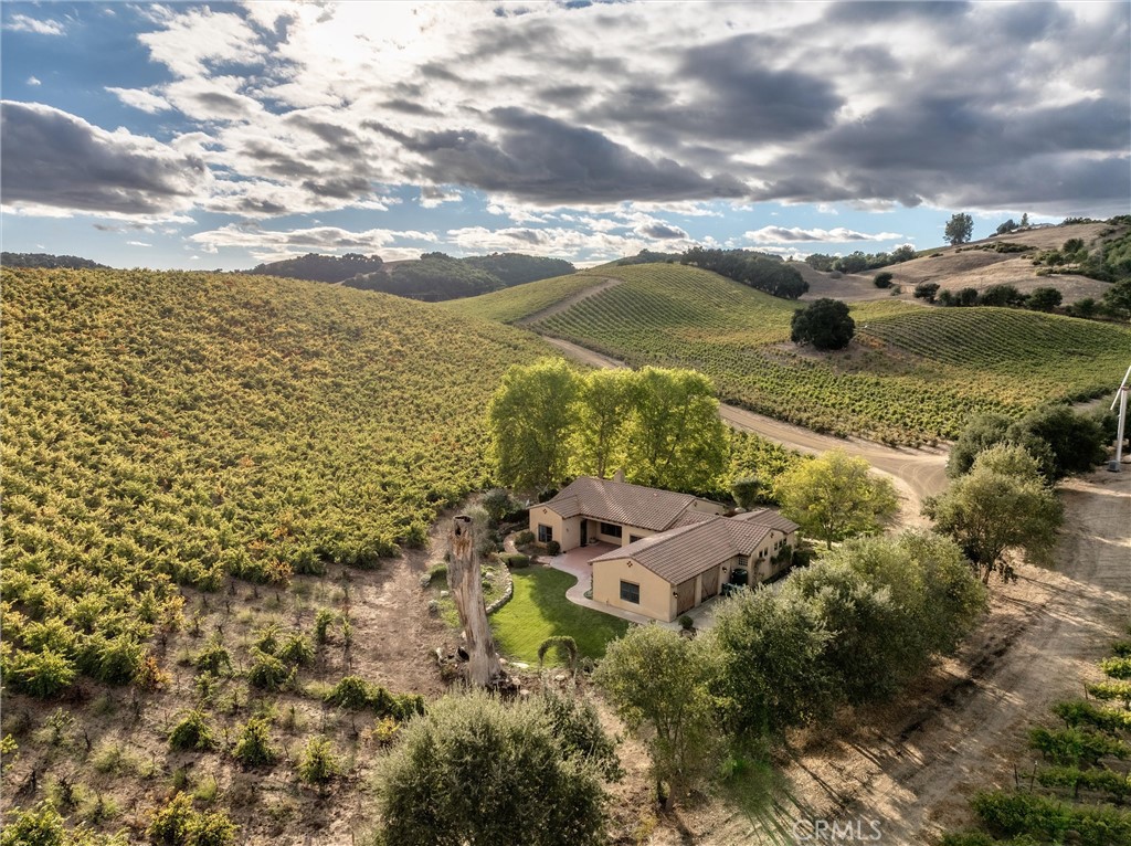 3130 Oakdale Rd., Paso Robles, CA 93446