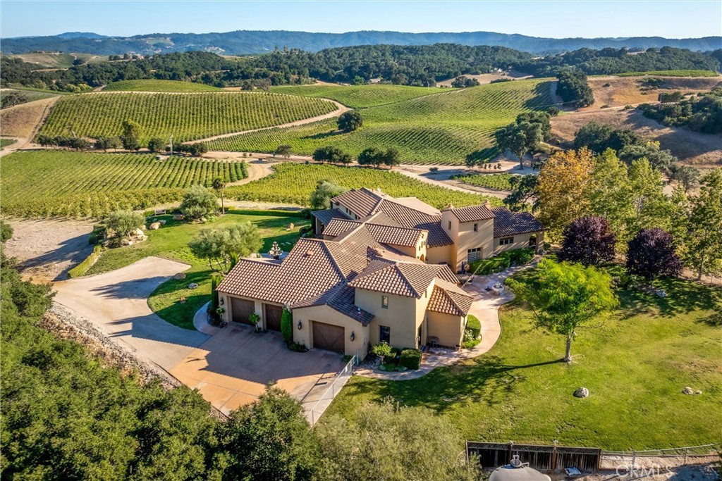 3130 Oakdale Rd., Paso Robles, CA 93446