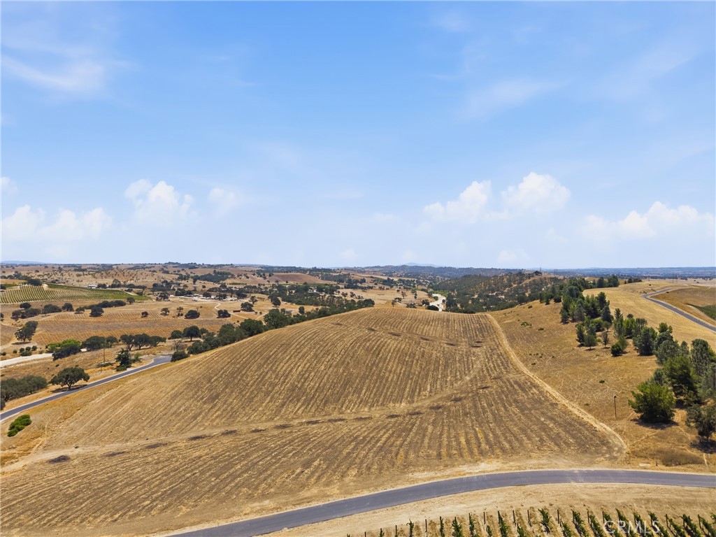 500 Priska, Paso Robles, CA 93446