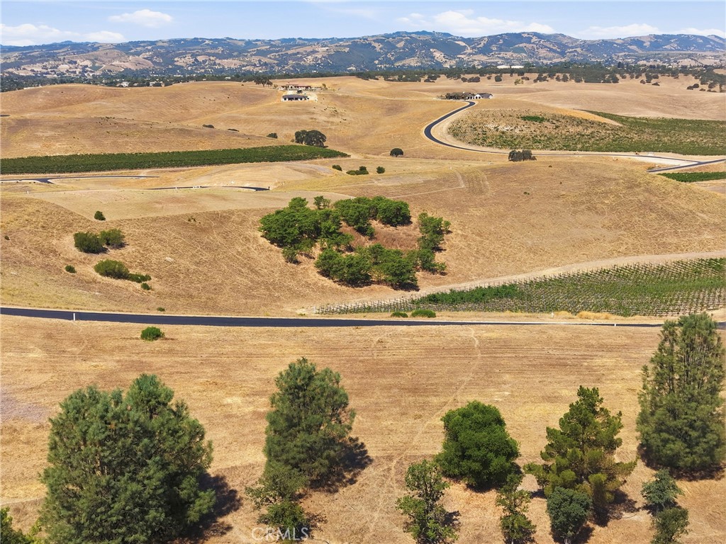 500 Priska, Paso Robles, CA 93446