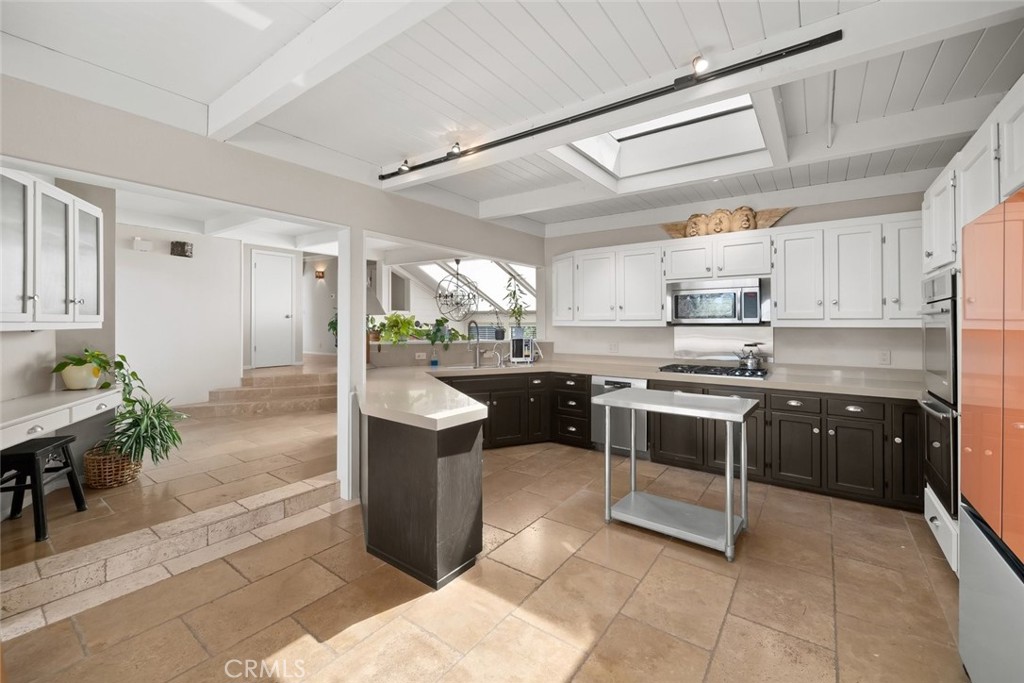 1198 8th, Los Osos, CA 93402