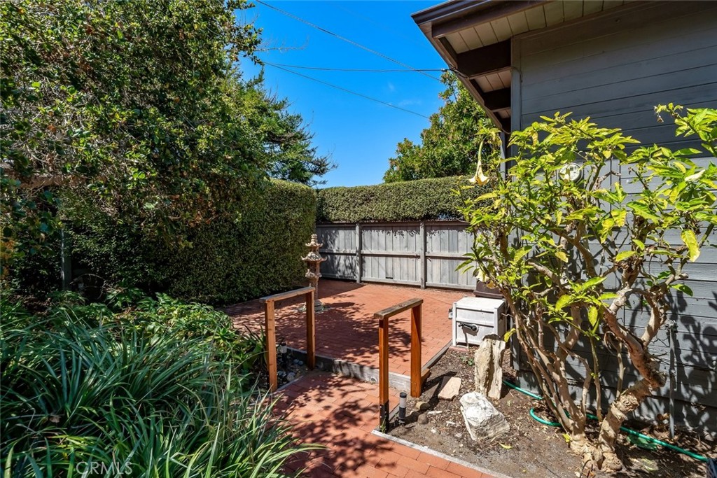 1198 8th, Los Osos, CA 93402