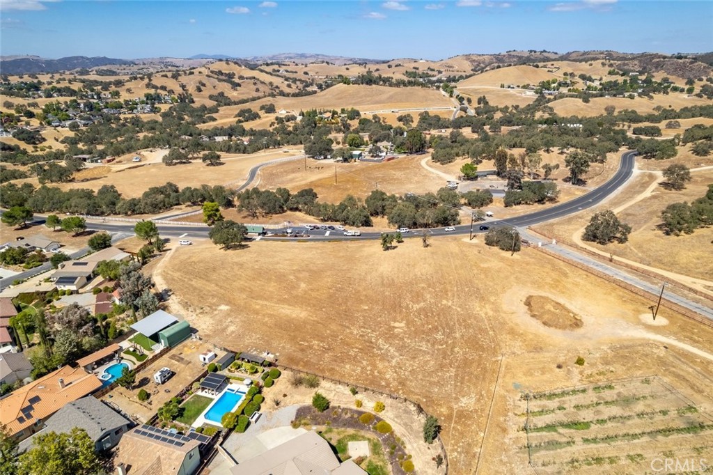 0 Gateway Dr, Paso Robles, CA 93446