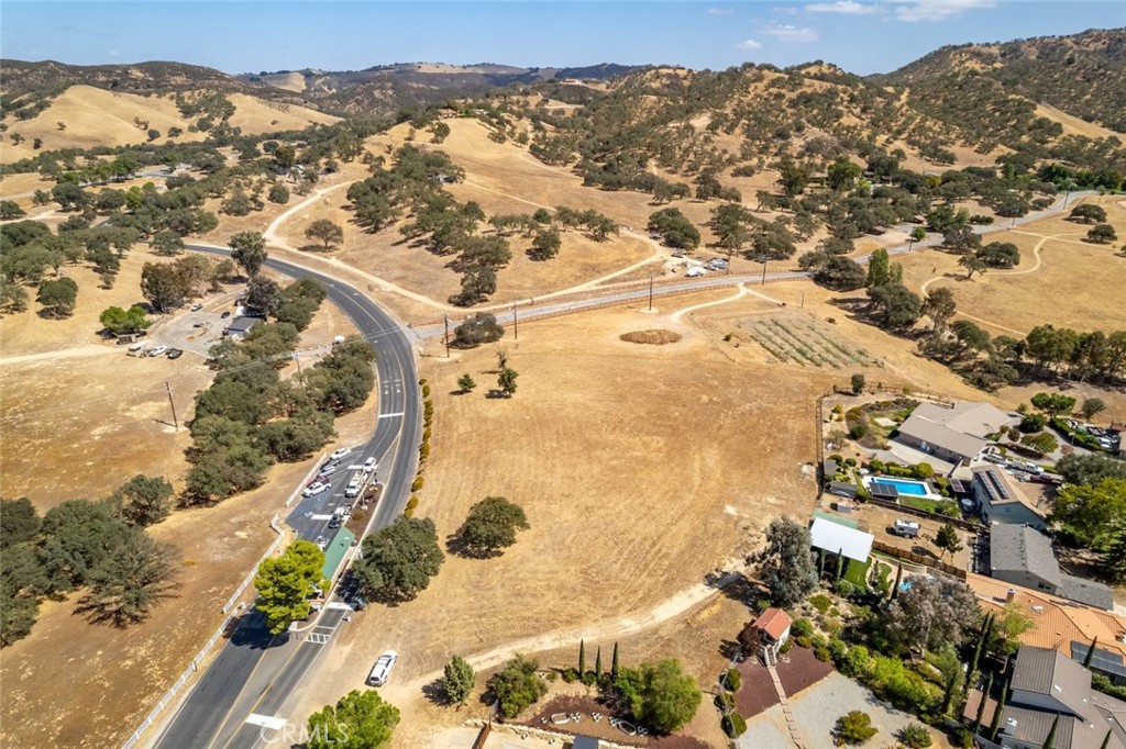 0 Gateway Dr, Paso Robles, CA 93446