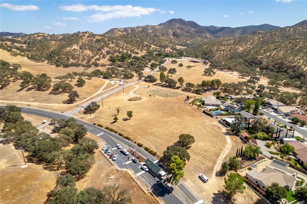 0 Gateway Dr, Paso Robles, CA 93446