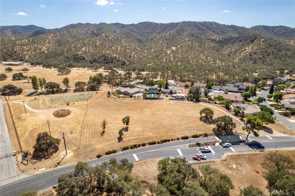 0 Gateway Dr, Paso Robles, CA 93446