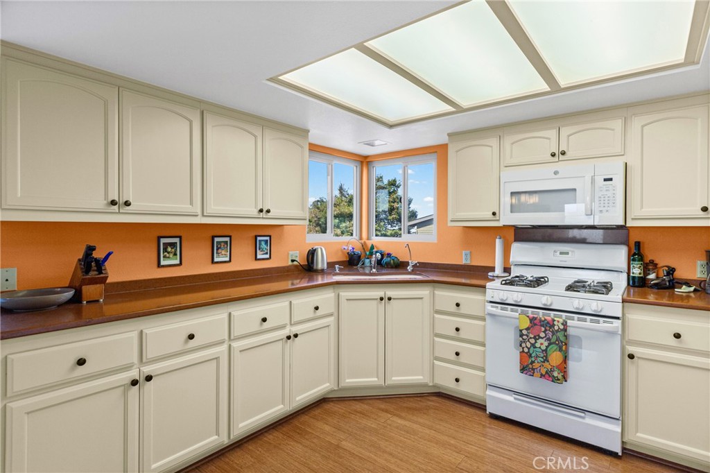 1689 5th, Los Osos, CA 93402