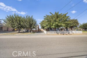 16544 291 Ave, Visalia, CA 93292