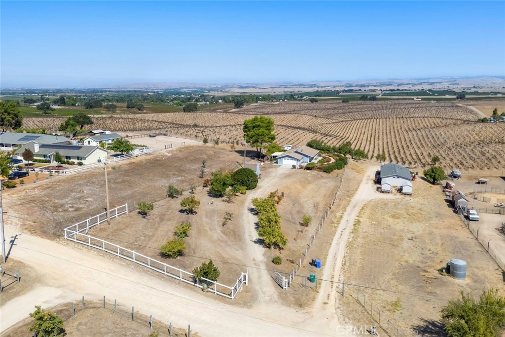 7170 Iverson, Paso Robles, CA 93446