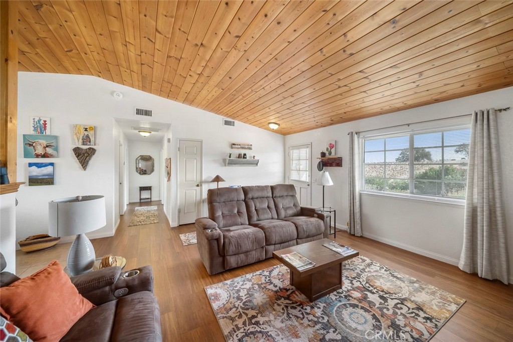7170 Iverson, Paso Robles, CA 93446