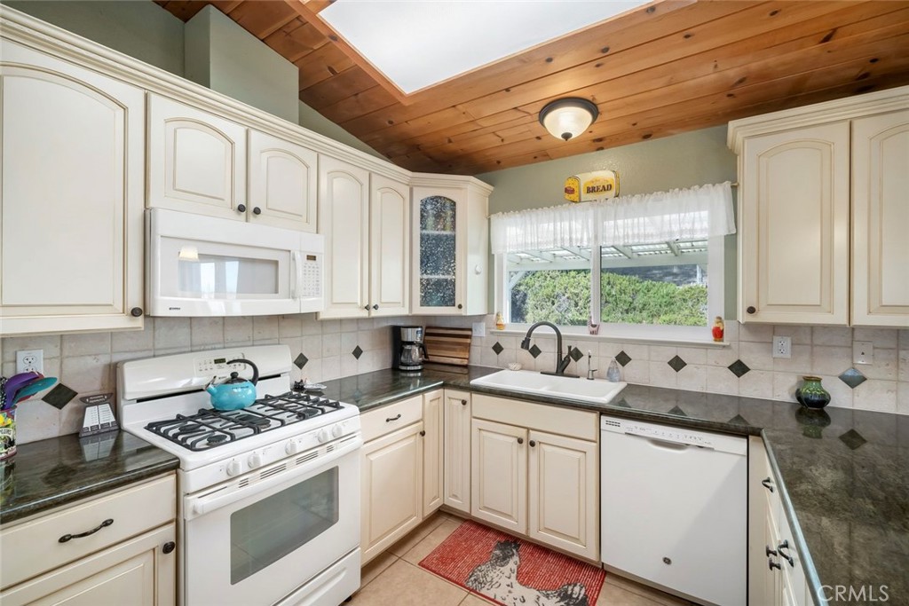 7170 Iverson, Paso Robles, CA 93446