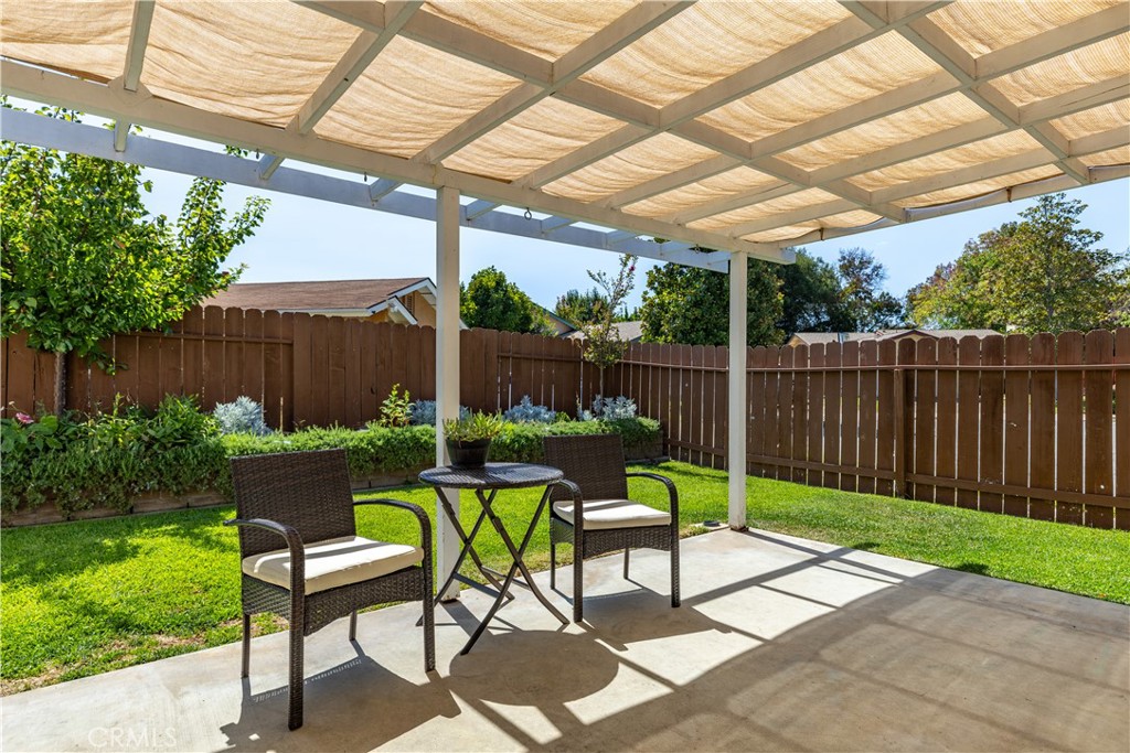 675 Golden Meadow Dr, Paso Robles, CA 93446